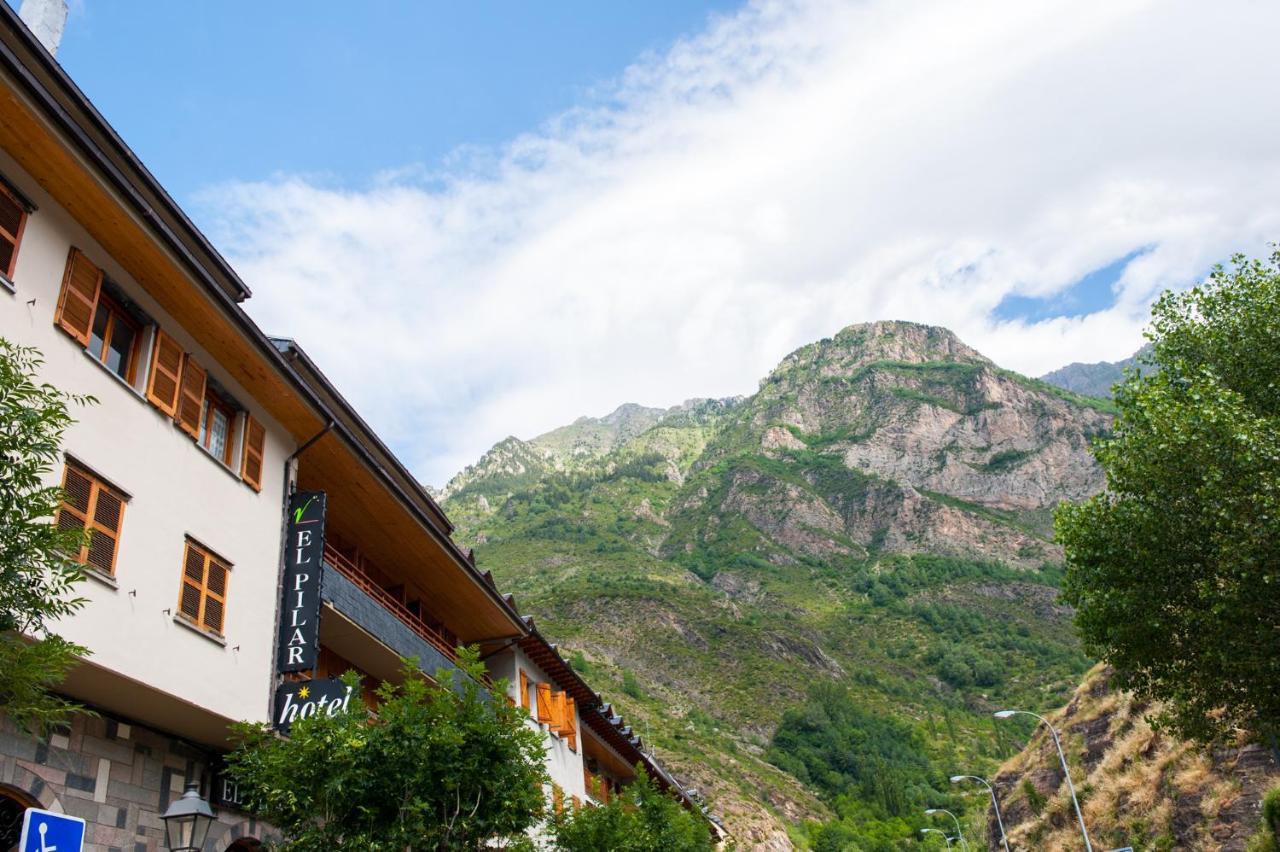 Hotel El Pilar Benasque Exterior foto